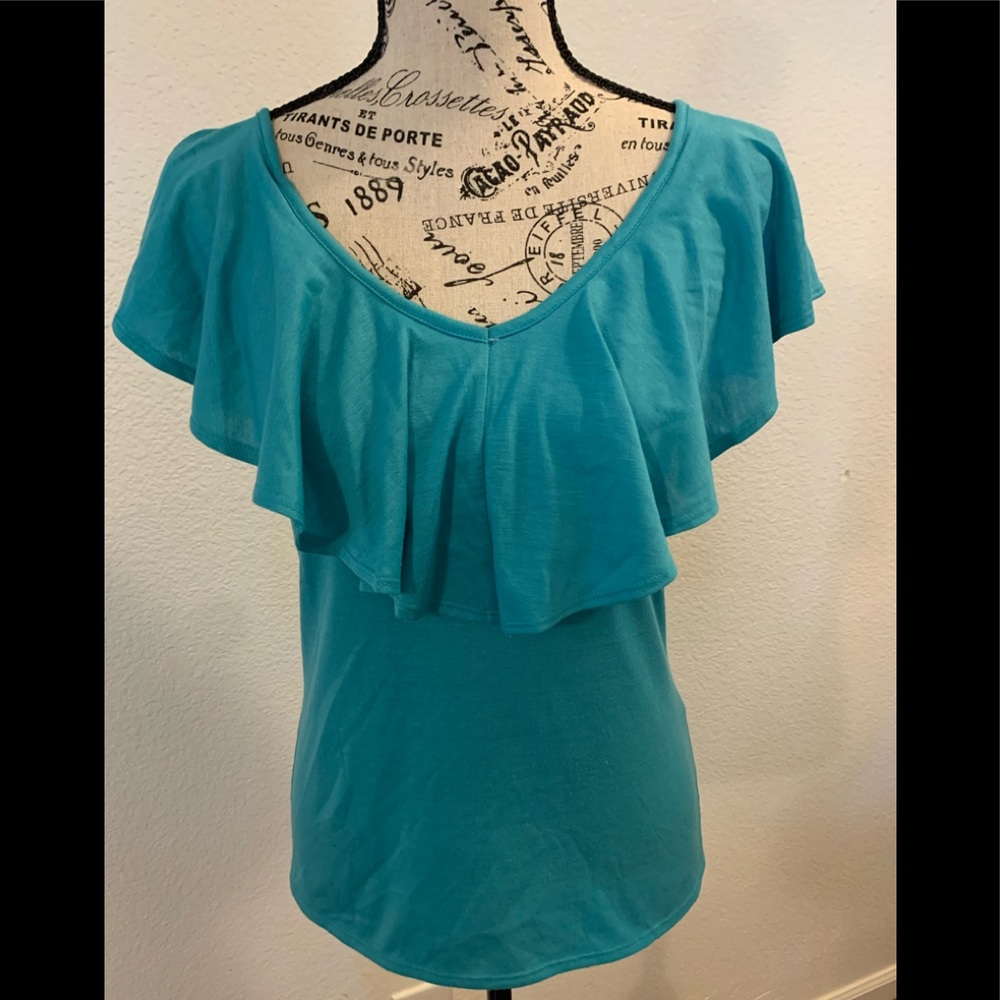 Women’s teal flowy blouse